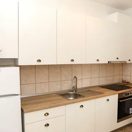 Apartman Aurora Lejlighed